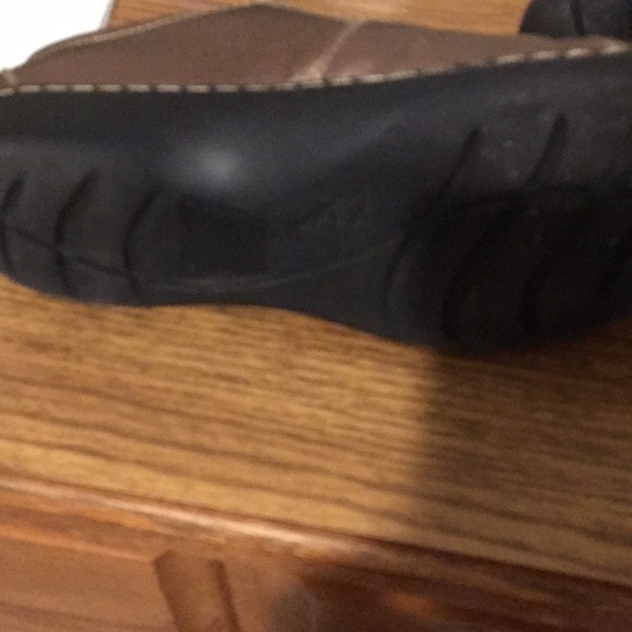 Clark’s Metallic shoes - Picture 3 of 3